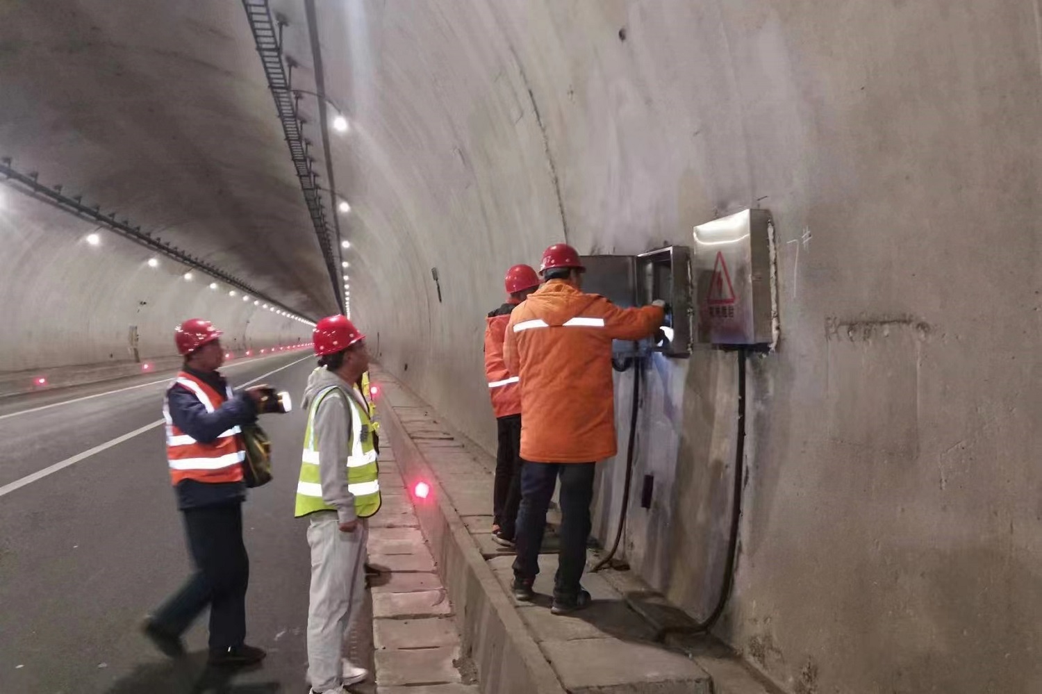 1683167393462411.jpg 3017af0f5a847f92b7787e7ed13fdeb.jpg