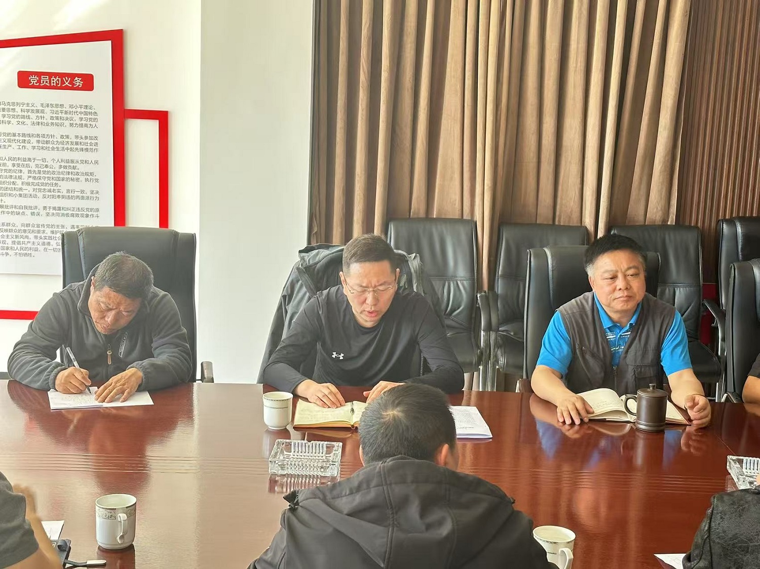 1742898957156085.jpg tu2.jpg